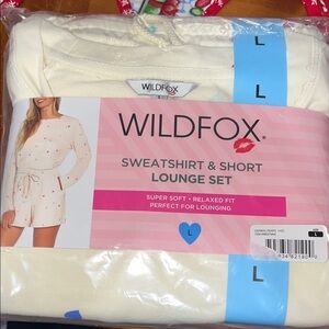 NWT Wildfox Oatmeal Cream Hearts Lounge Set Large Sweatshirt & Shorts